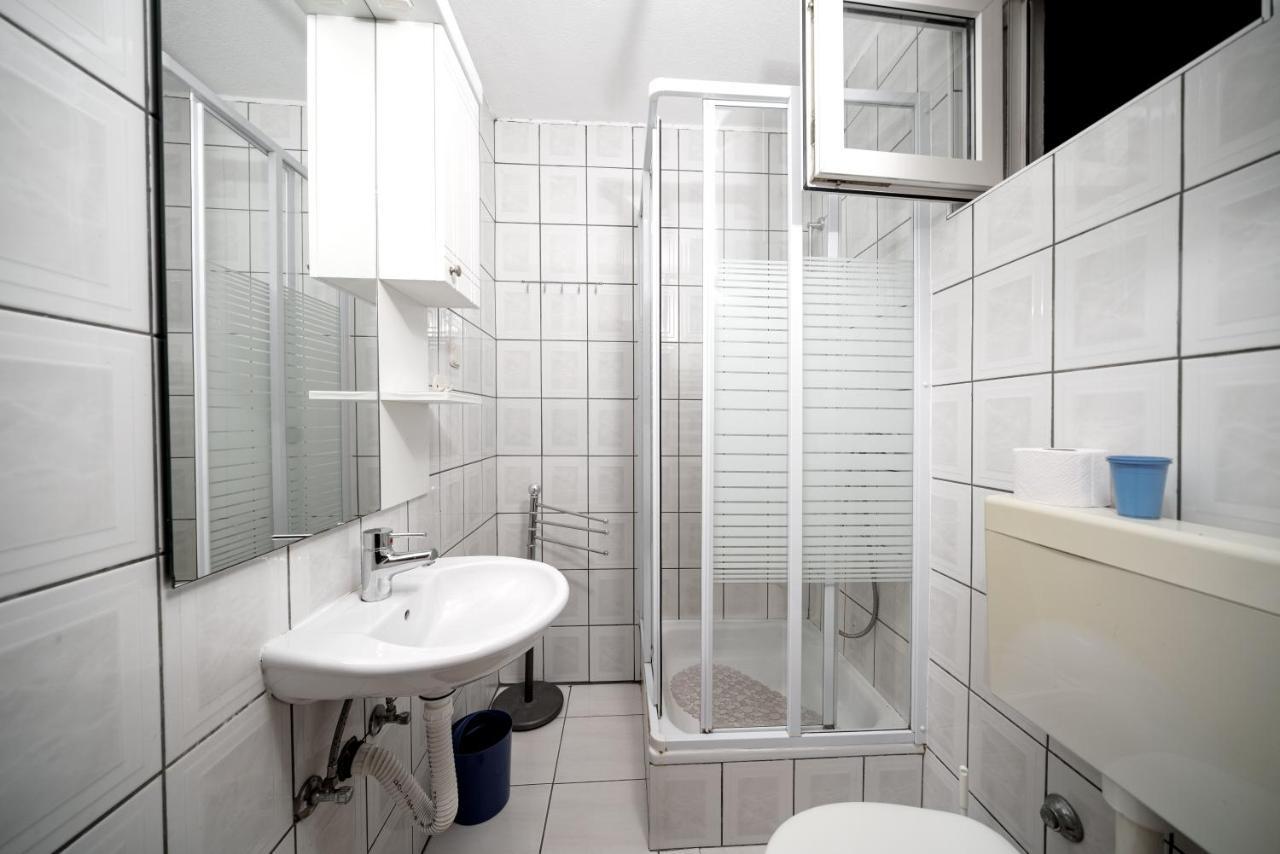 Apartmani Krizanovic Vodice Bagian luar foto