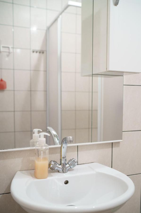 Apartmani Krizanovic Vodice Bagian luar foto